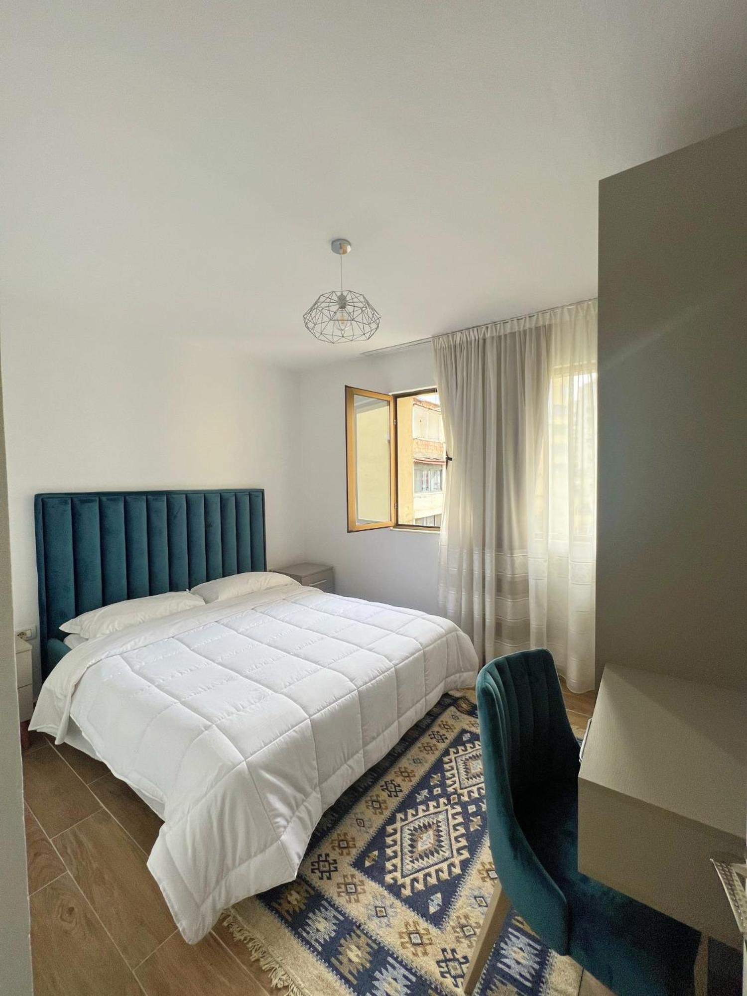 Central City Apartment Тирана Экстерьер фото